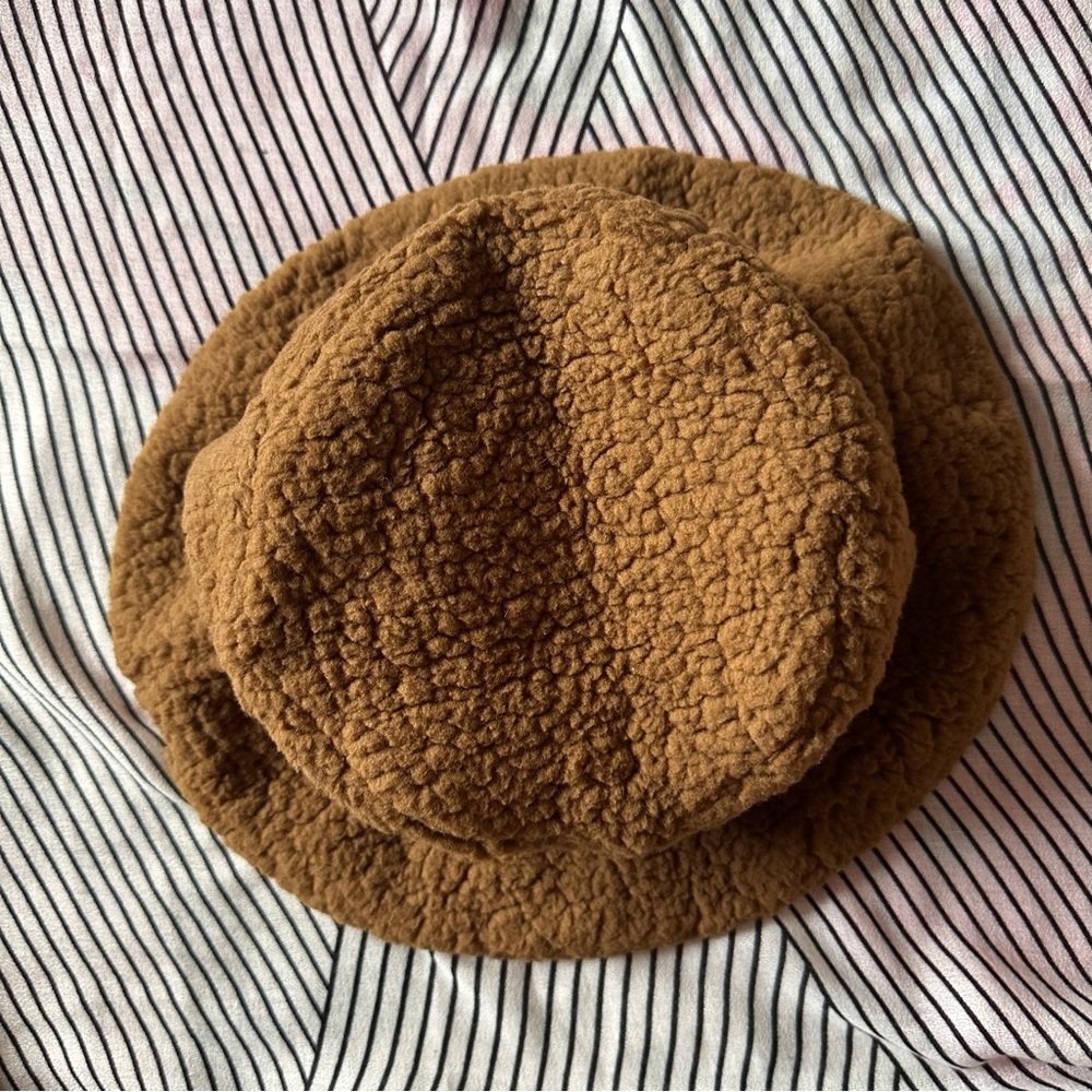 Lululemon fleece bucket hat - brown - size S/M - Picture 5 of 8